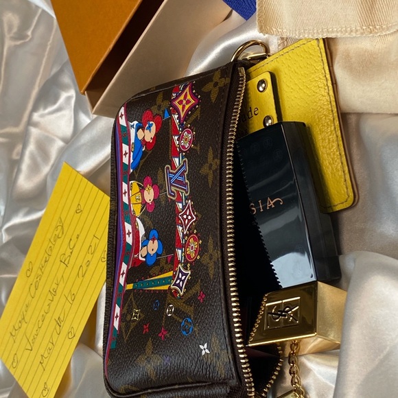 ✈️SOLD✈️💝👠Authentic 2020 France LIMITED EDITION Pochette - Picture 4 of 9